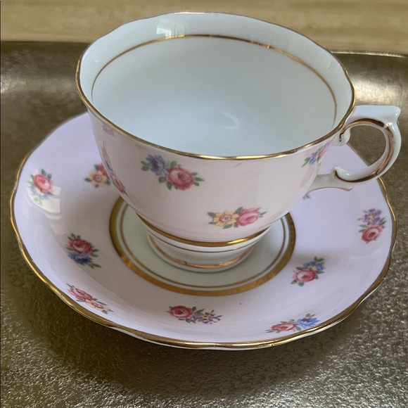 Colclough Vintage England Fine bond China Other - #1368*vintage Royal England Teacup and Saucer Set with Gold Trim